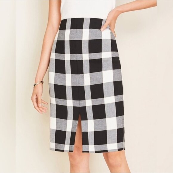 Ann Taylor Checkered Gingham Plaid Slit Stretchy High Rise Lined Pencil Skirt 8